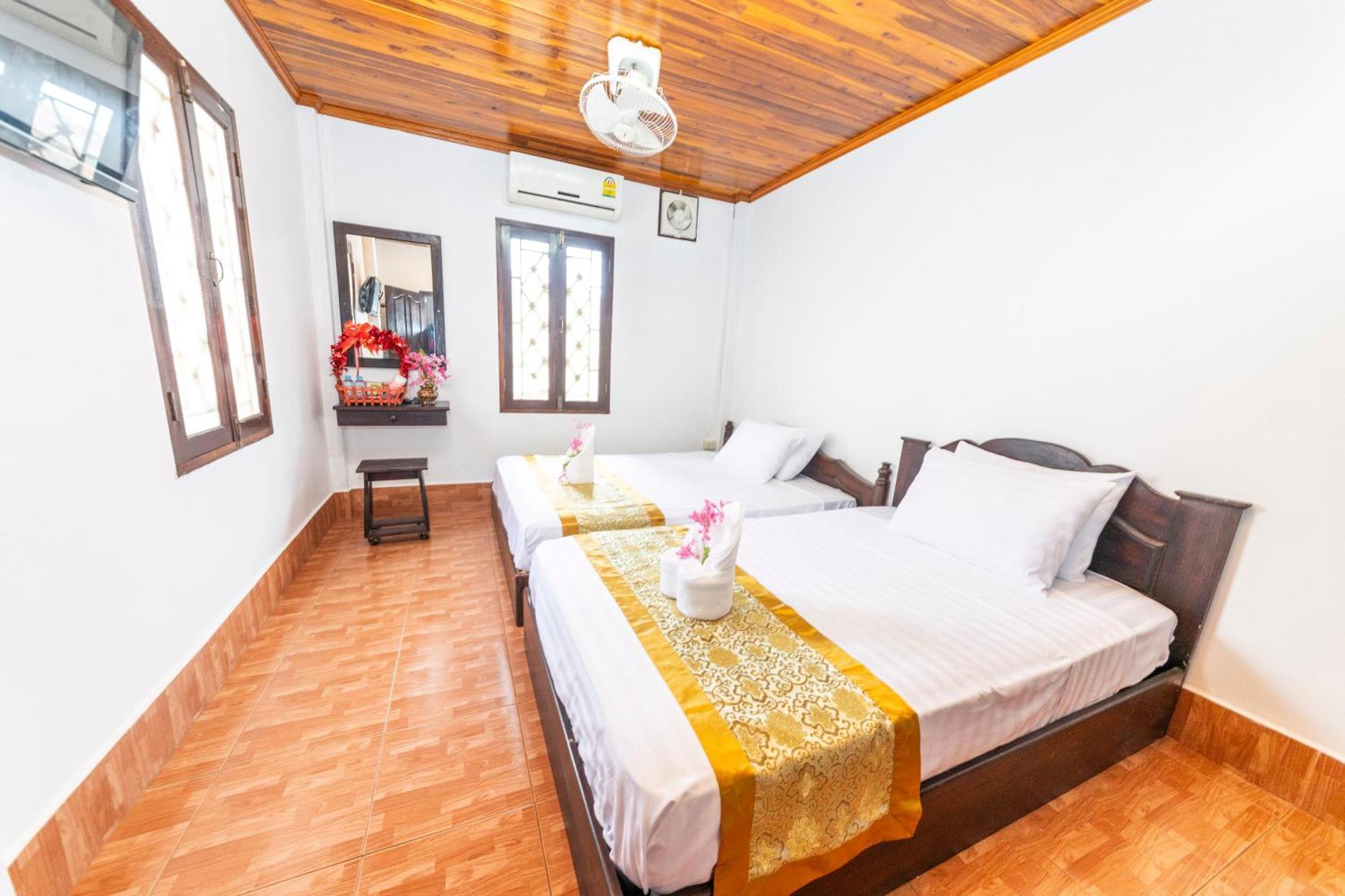 Nirasim Villa Luang Prabang Bagian luar foto
